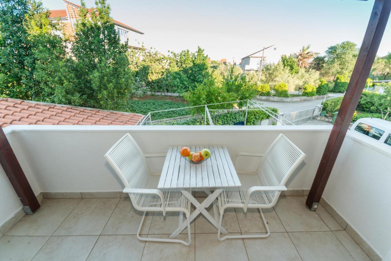 Apartments Keran Sukošan Esterno foto
