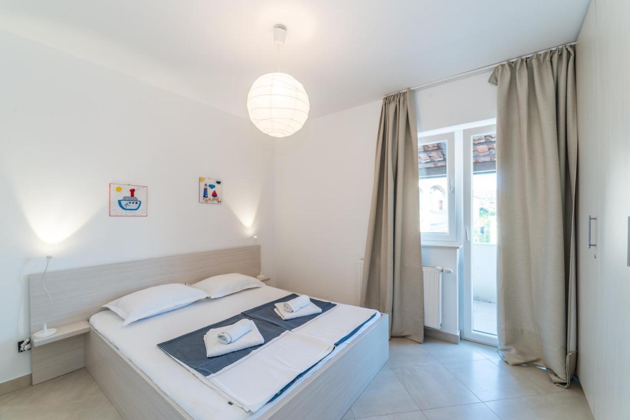 Apartments Keran Sukošan Esterno foto