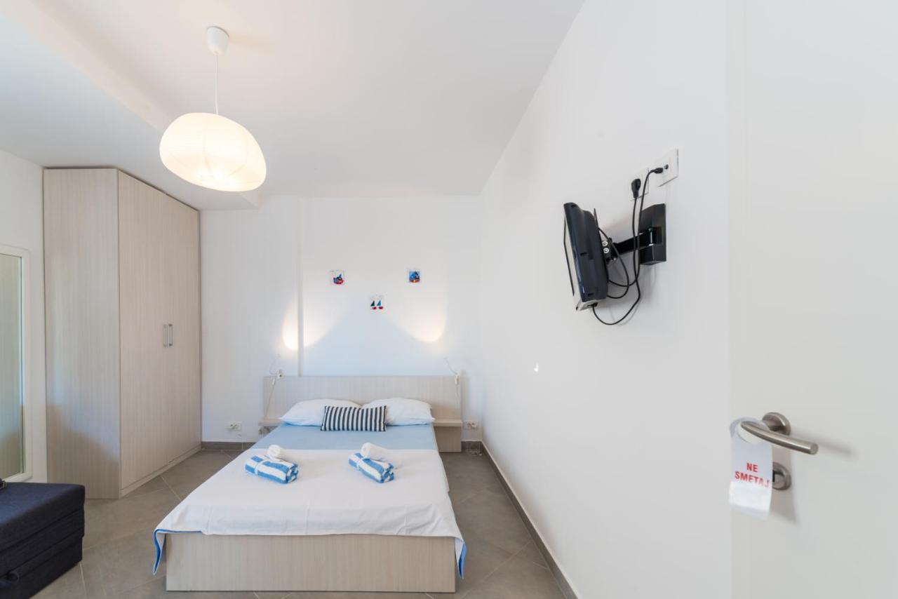 Apartments Keran Sukošan Esterno foto
