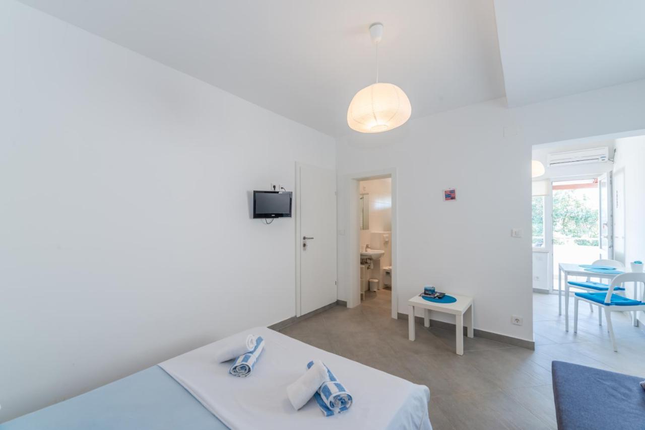 Apartments Keran Sukošan Esterno foto
