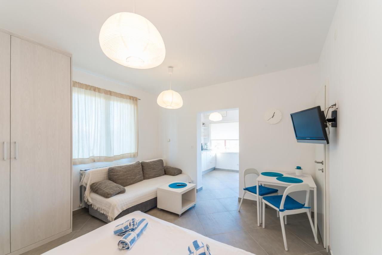 Apartments Keran Sukošan Esterno foto